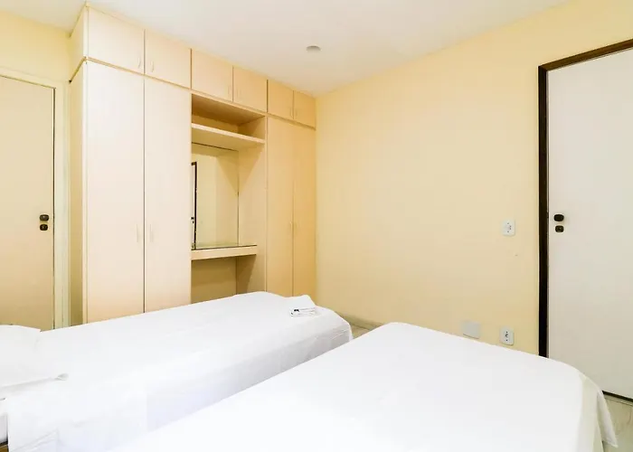 Enorme Apartamento Na Av Atlantica Rio de Janeiro